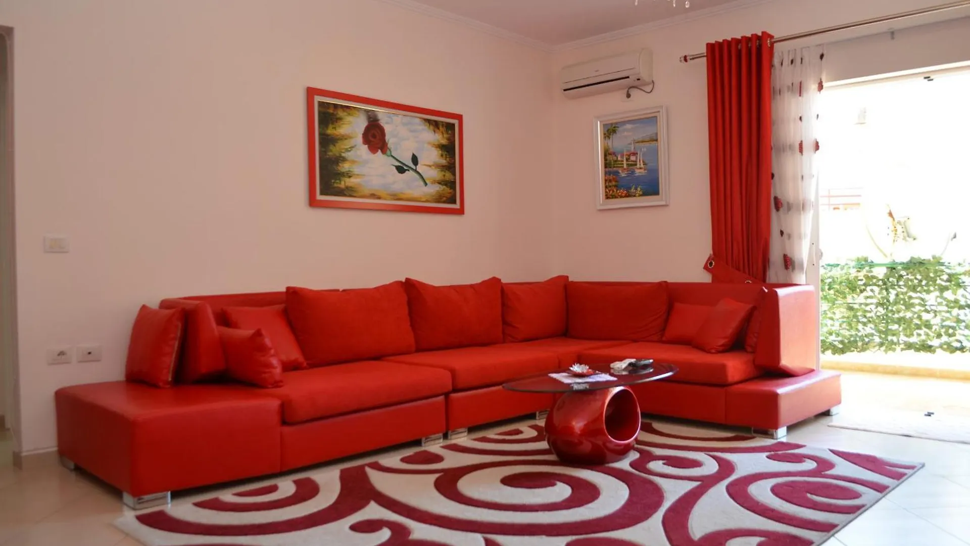 Red Apartment Saranda - 264 アルバニア